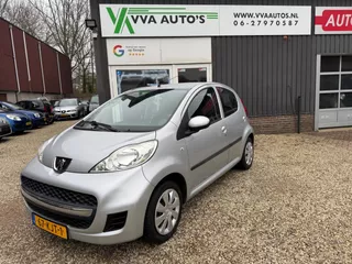 Peugeot 107 1.0 met airco,elektr ramen, 5 deurs, APK 032026!