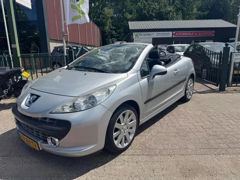 Peugeot 207 CC 1.6 AUTOMAAT climate contr, lederen bekleding, hele nette auto
