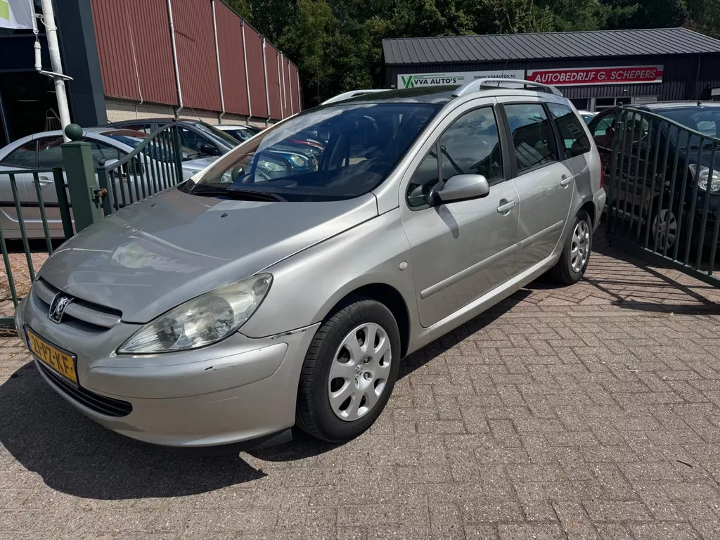 Peugeot 307 SW 1.6 clima, 7 PERSOONS, cruise control, pano dak, APK 12-2025